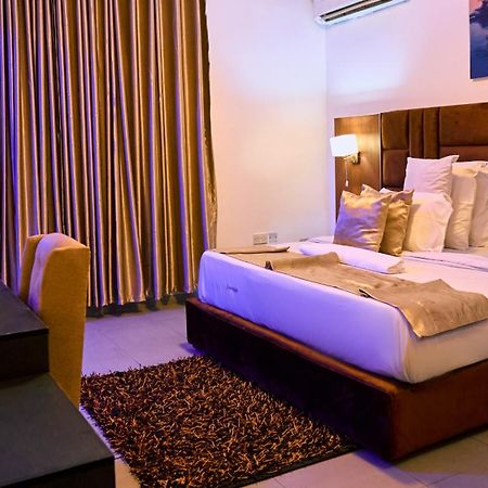 Crownedge Hotels Ikeja Kültér fotó
