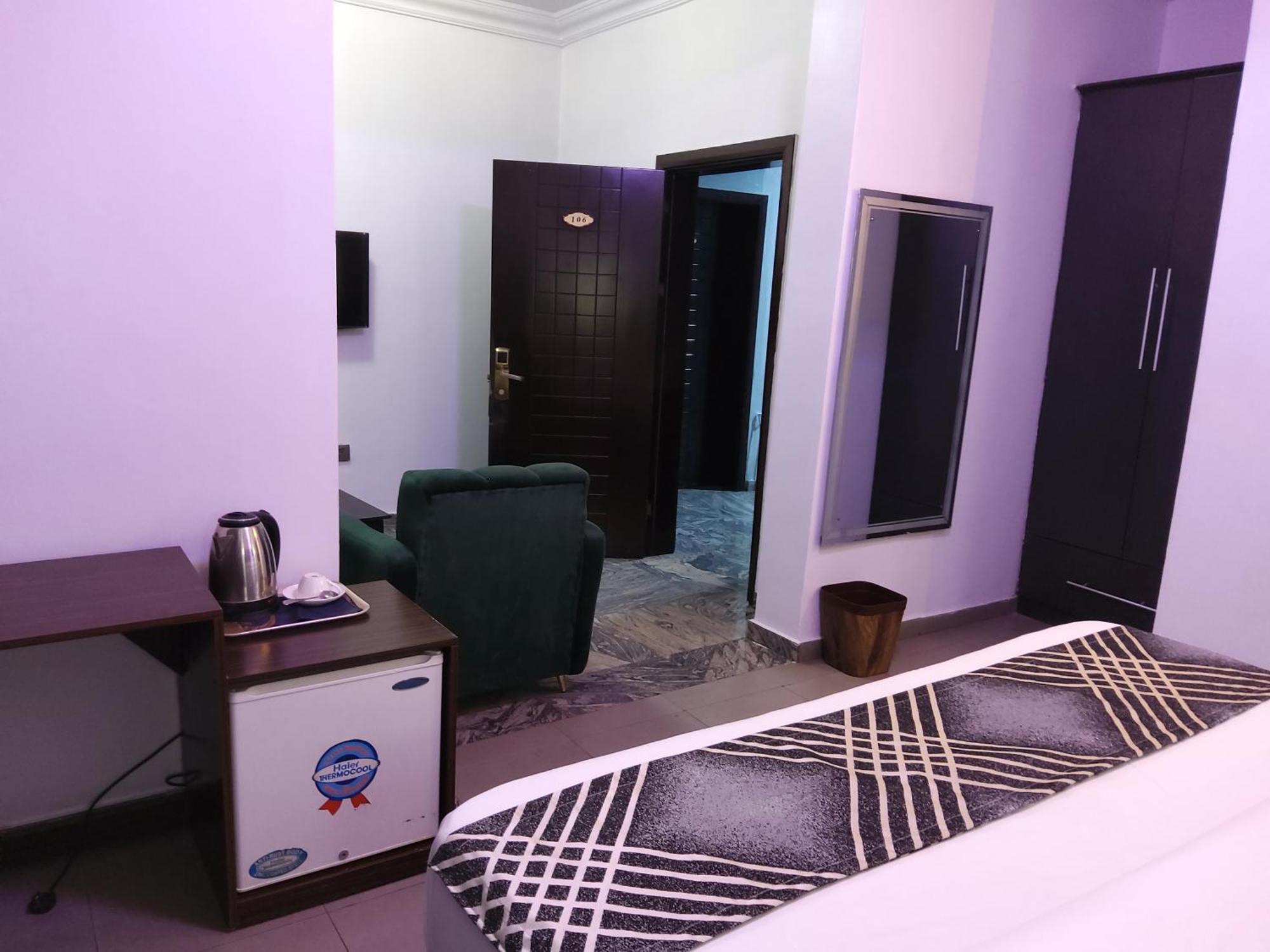 Crownedge Hotels Ikeja Kültér fotó