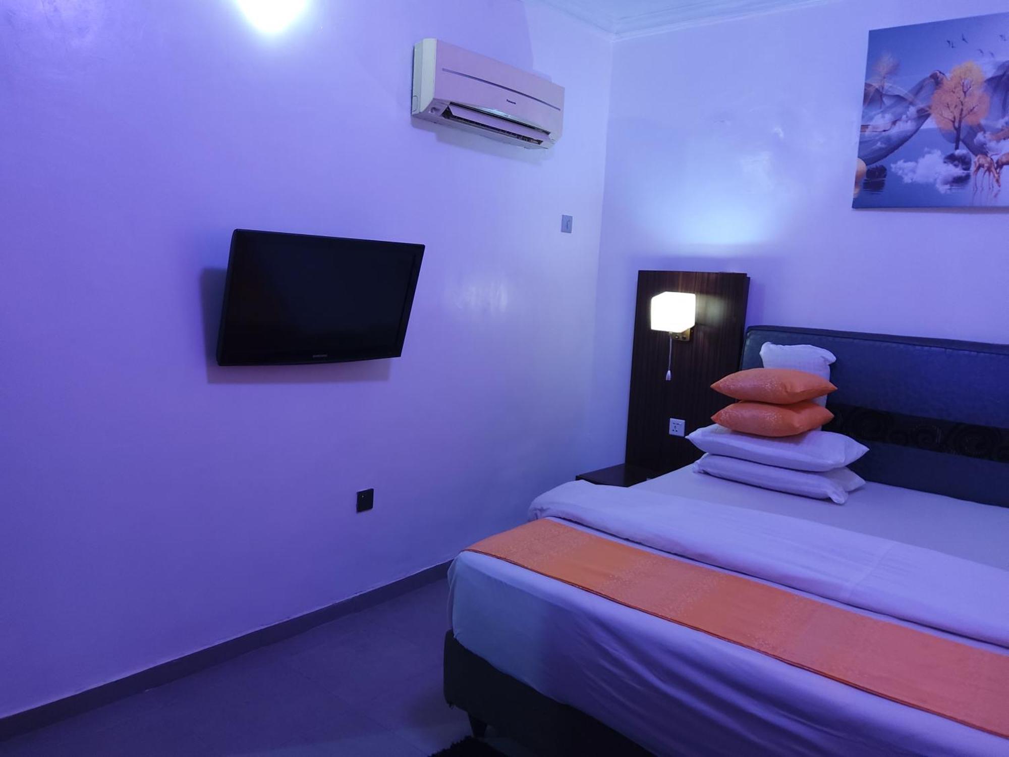 Crownedge Hotels Ikeja Kültér fotó