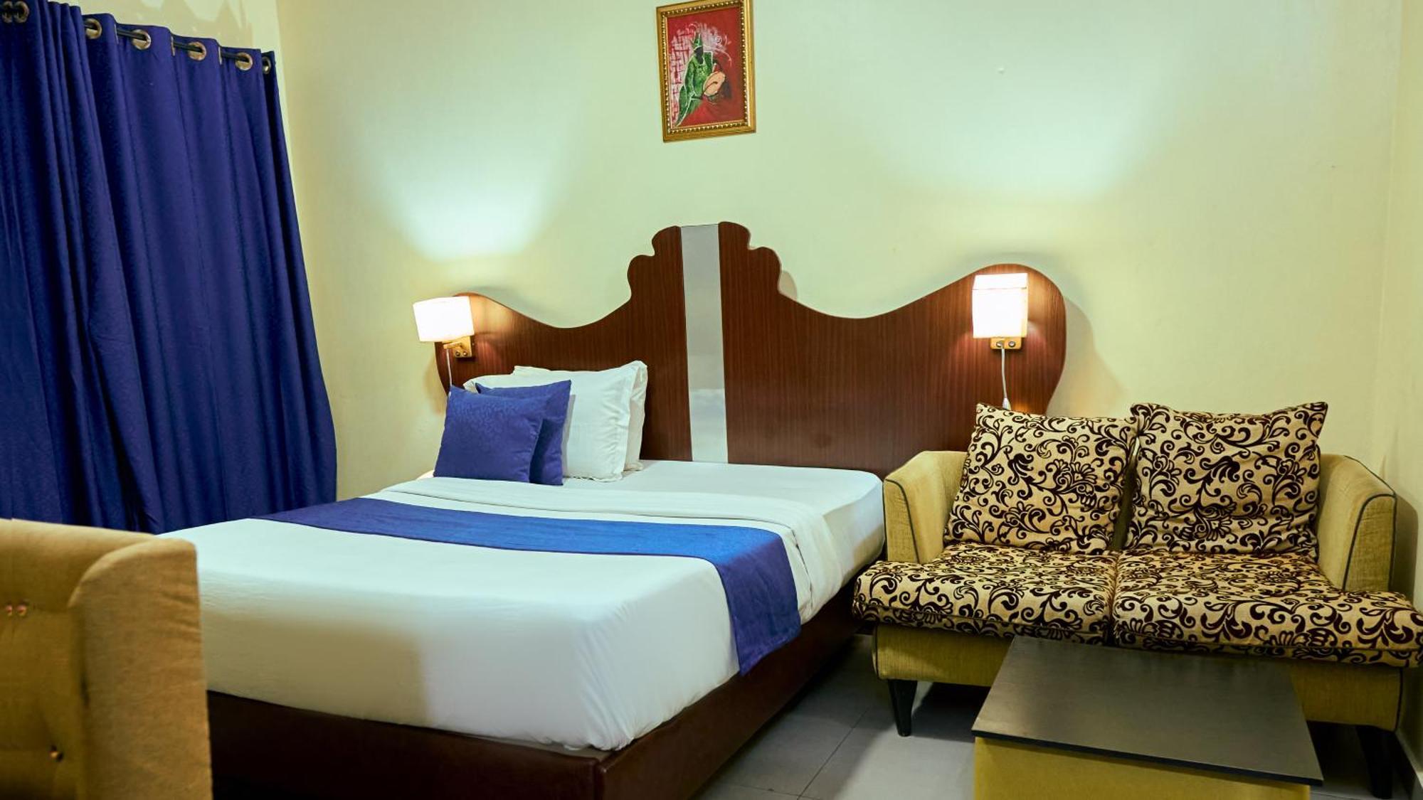 Crownedge Hotels Ikeja Kültér fotó