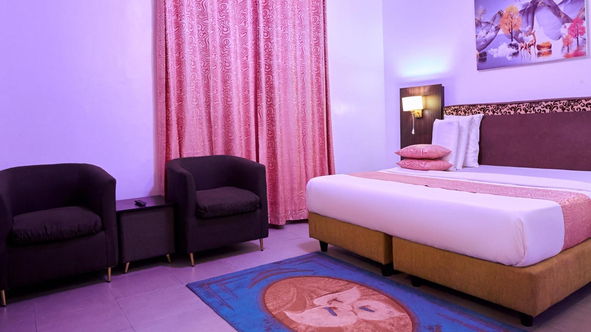 Crownedge Hotels Ikeja Kültér fotó