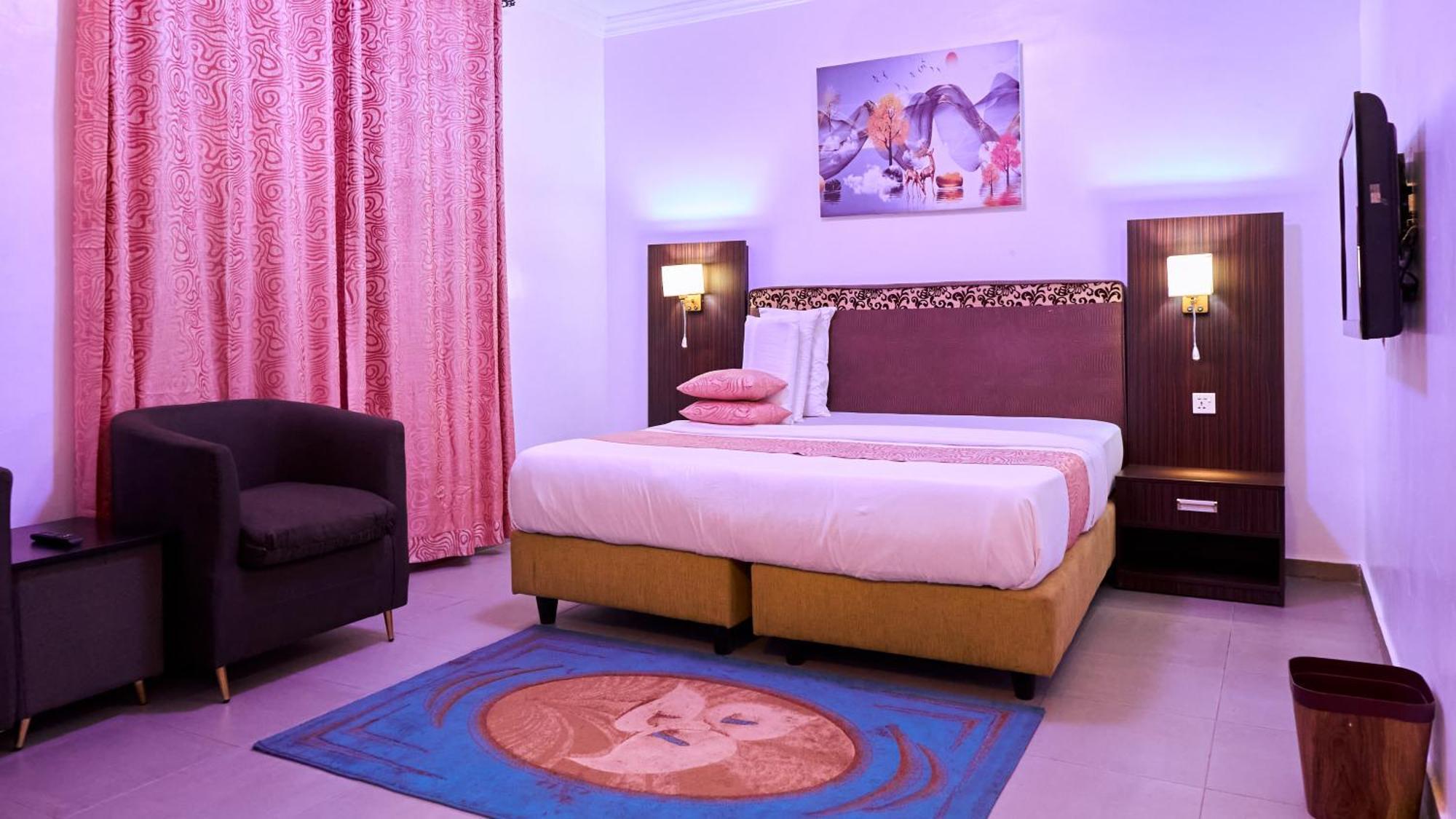 Crownedge Hotels Ikeja Kültér fotó