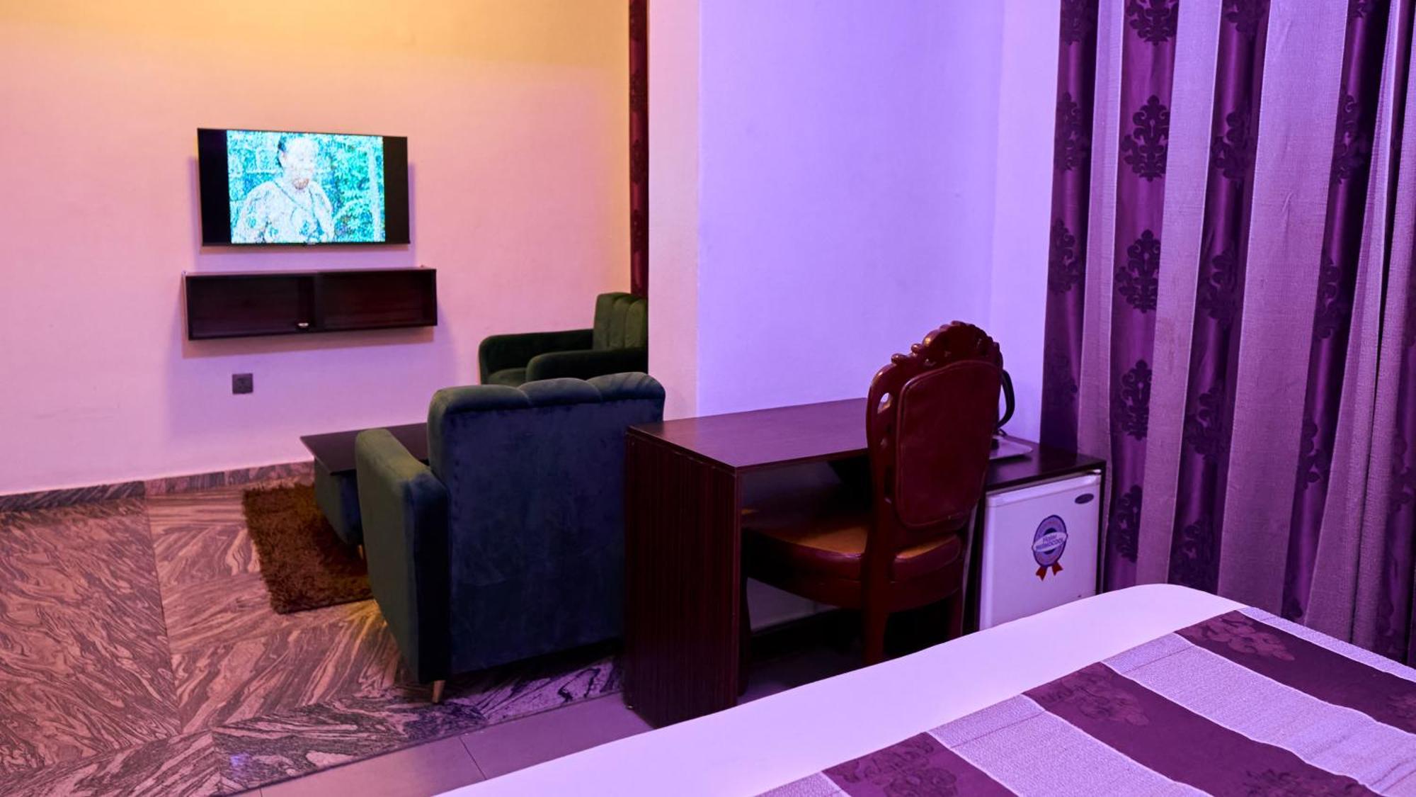 Crownedge Hotels Ikeja Kültér fotó